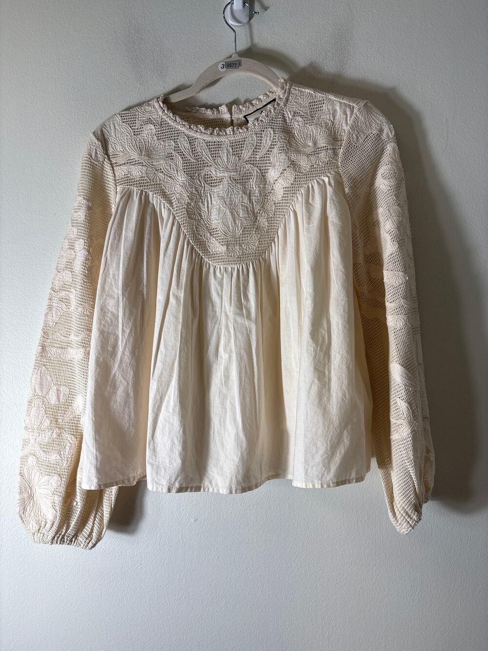 Tuckernuck Cream Crochet Accent Long Sleeve Top Sz XS